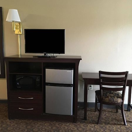 Americas Best Value Inn And Suites Greenwood Eksteriør bilde