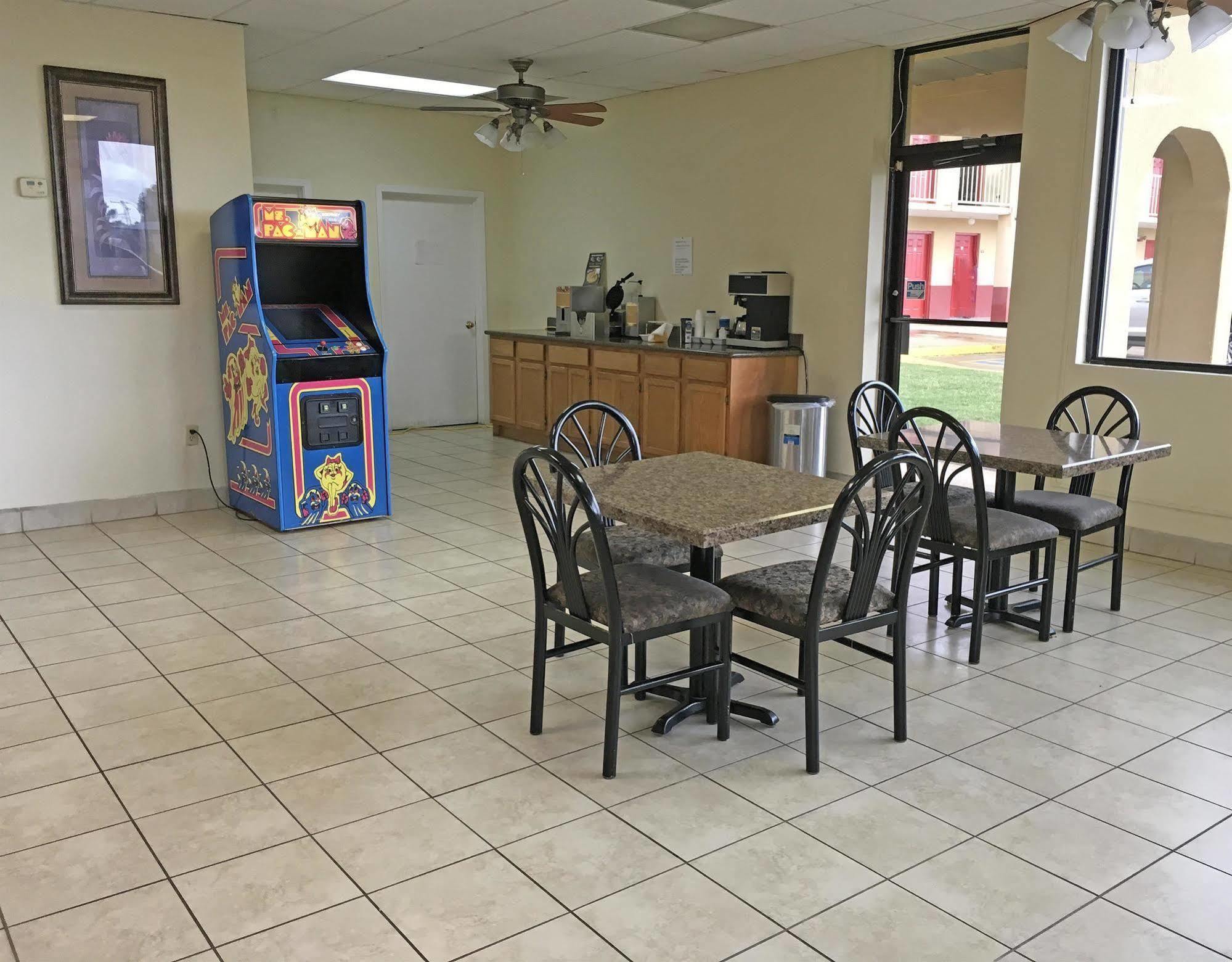 Americas Best Value Inn And Suites Greenwood Eksteriør bilde
